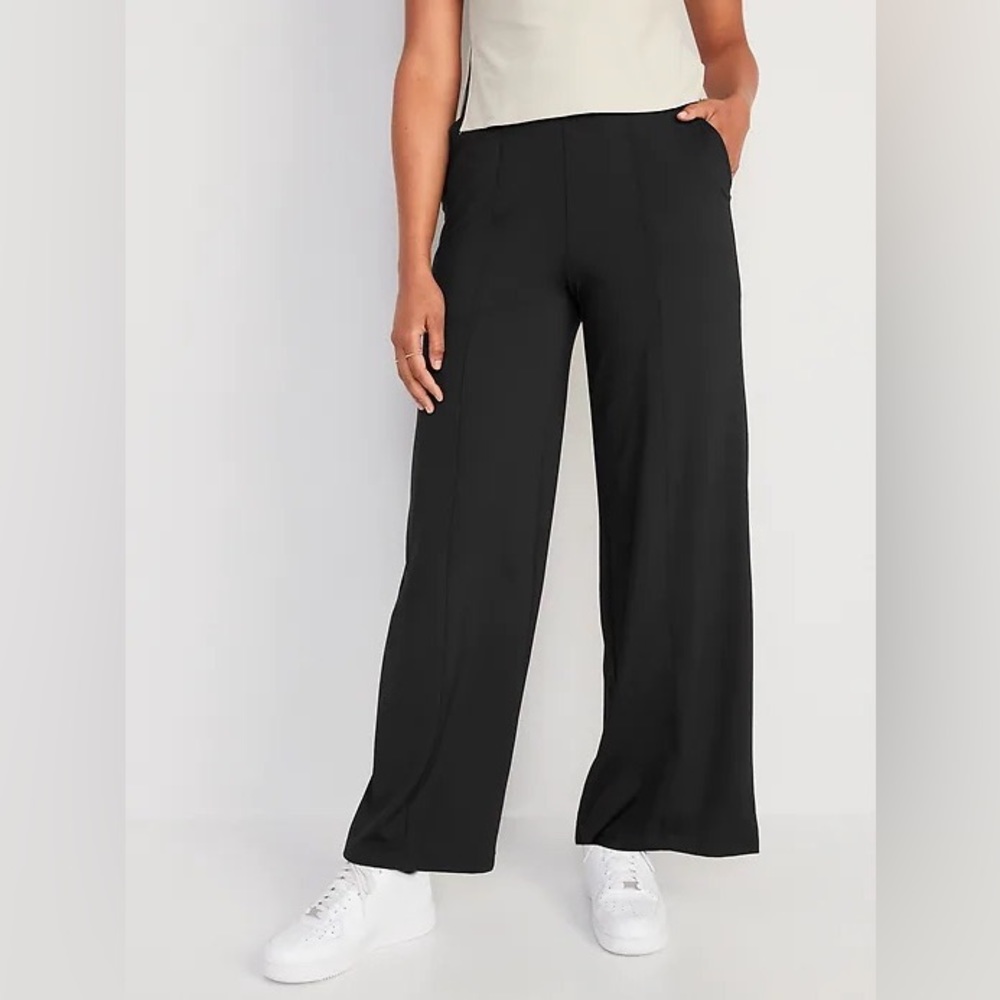 Wide leg, super soft pants w pockets